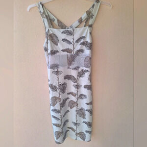 Chaser Women's dress open and crossed in the back Size S